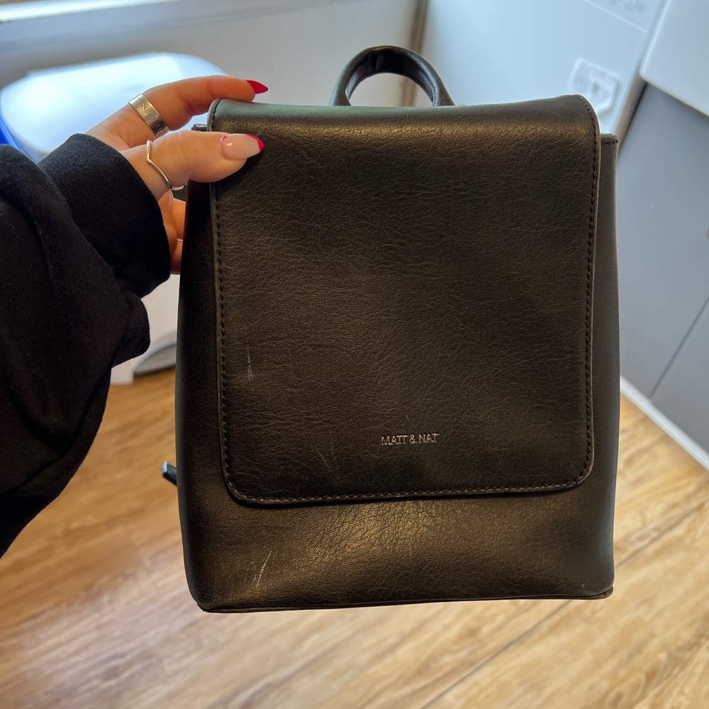 Matt&Nat backpack purse